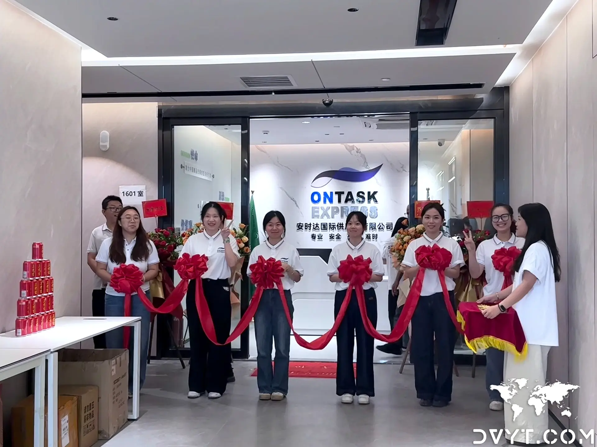 Upacara Pemotongan Pita — Peresmian Kantor Baru Ontask